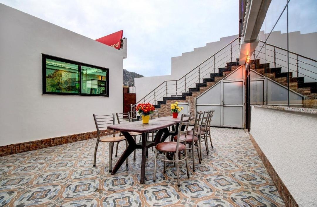 Hotel Royal Hameed Srīnagar Kültér fotó