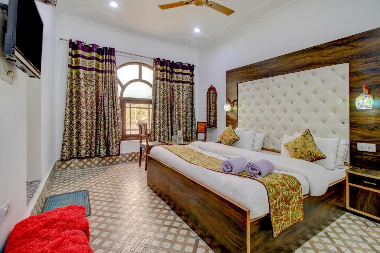 Hotel Royal Hameed Srīnagar Kültér fotó