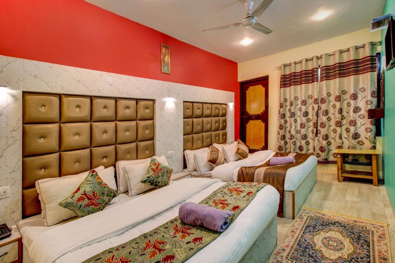 Hotel Royal Hameed Srīnagar Kültér fotó